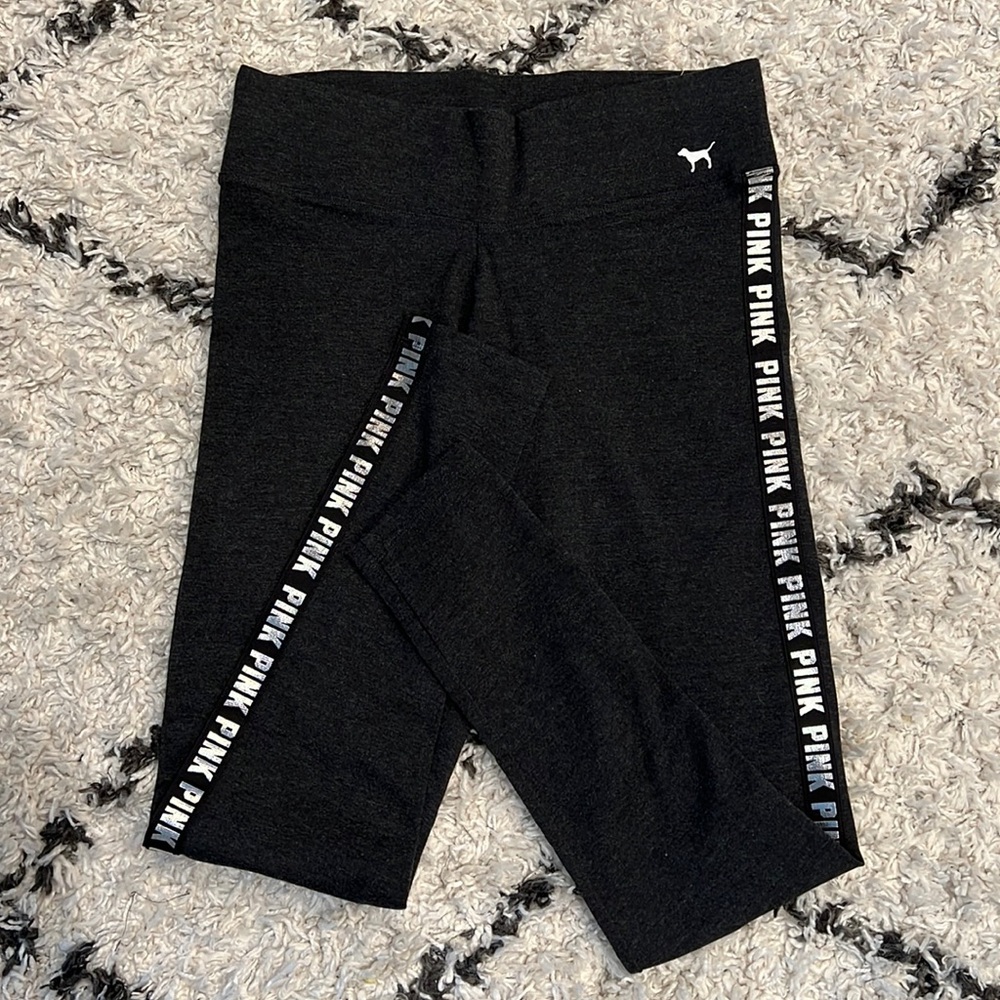 VS LOVE PINK leggings size M shiny logo detail down sides of legs